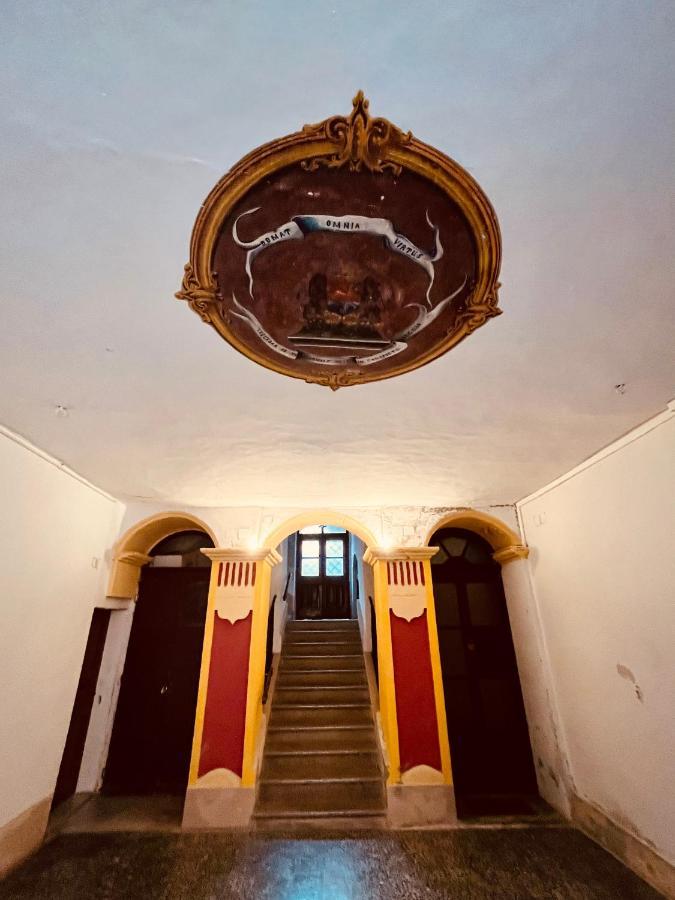 Antica Dimora La Madonnina, Residenza Storica Con Vista Incantevole A Cagliari Apartment Bagian luar foto
