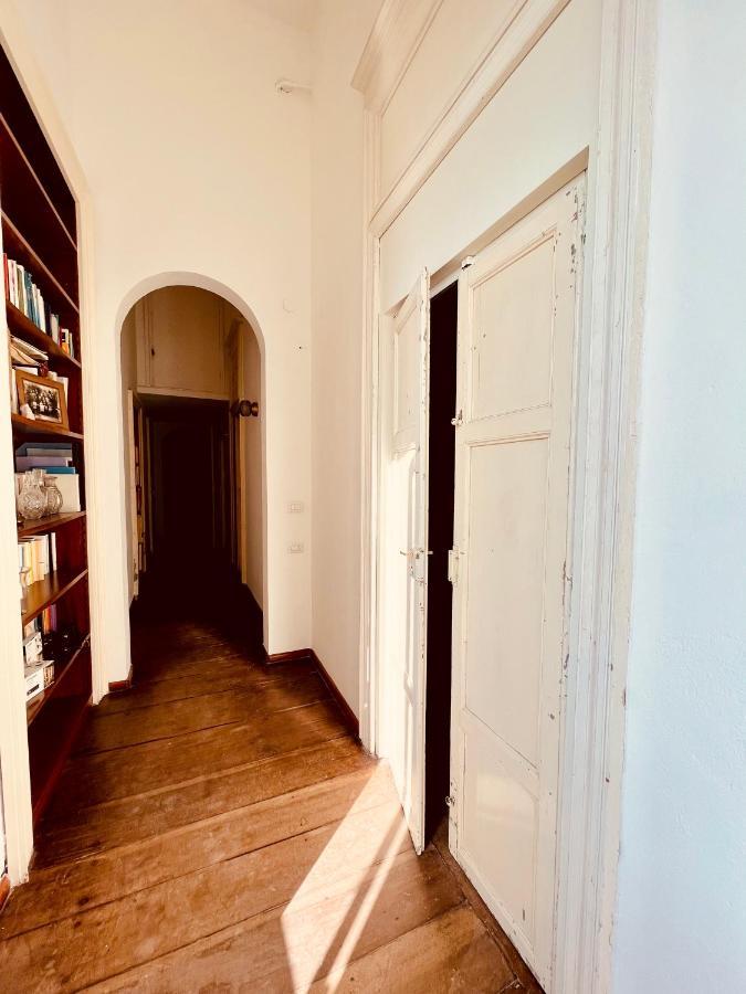 Antica Dimora La Madonnina, Residenza Storica Con Vista Incantevole A Cagliari Apartment Bagian luar foto