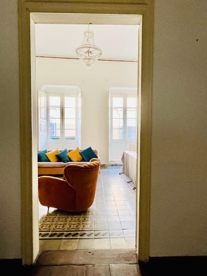 Antica Dimora La Madonnina, Residenza Storica Con Vista Incantevole A Cagliari Apartment Bagian luar foto