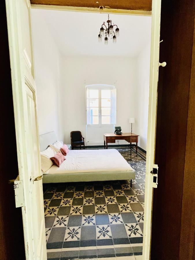 Antica Dimora La Madonnina, Residenza Storica Con Vista Incantevole A Cagliari Apartment Bagian luar foto