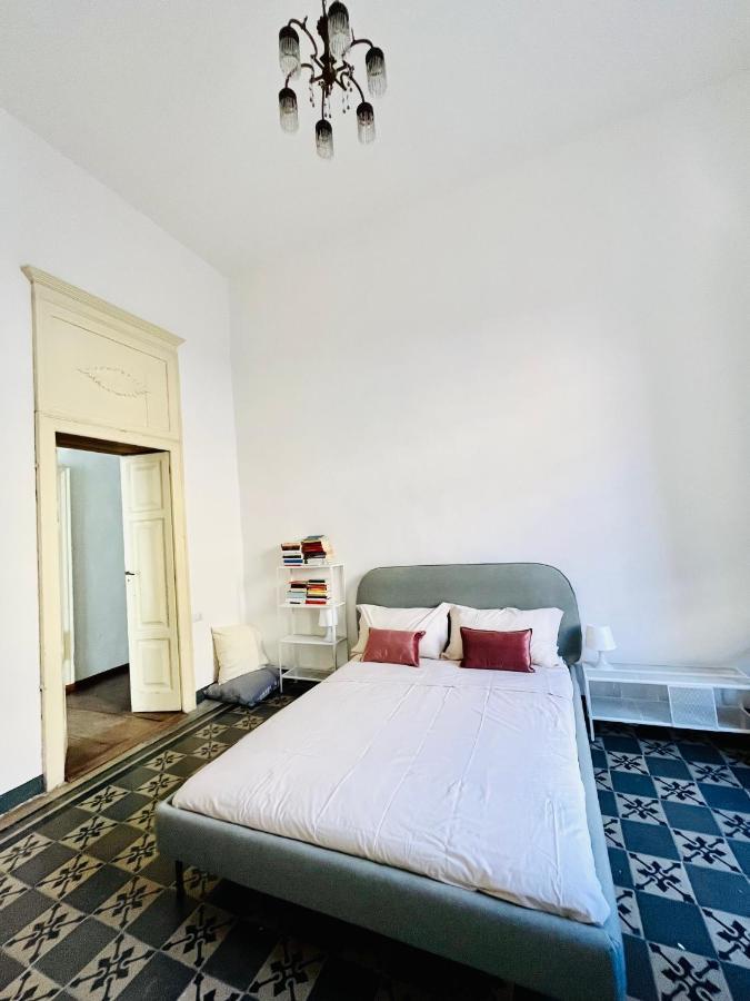 Antica Dimora La Madonnina, Residenza Storica Con Vista Incantevole A Cagliari Apartment Bagian luar foto